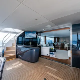 R&R - Aft Deck TV