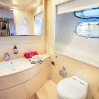 4T'S - 4T´s - Twin Cabin Bathroom