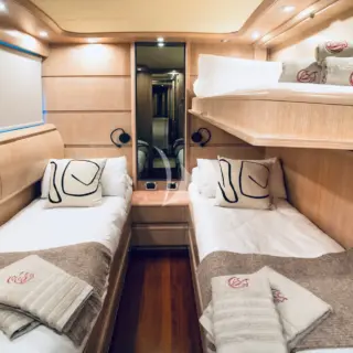 4T's - Twin cabins convertible with pullmam 