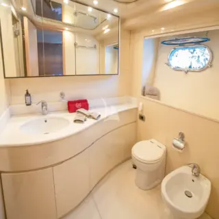 4T'S - 4T´s - VIP Cabin Bathroom