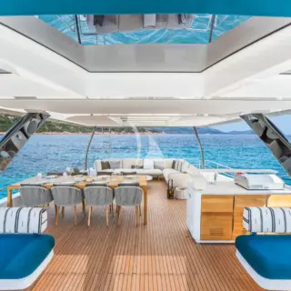 IMLADRIS - Fly bridge dining and lounge facing aft 