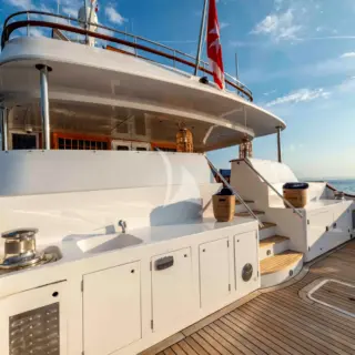 Main aft deck