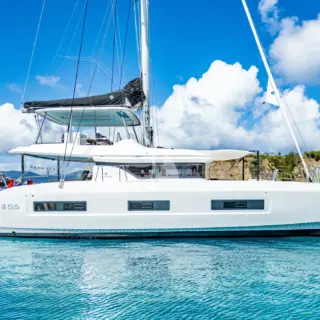 VALINOR - Starboard View 