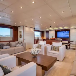 ANNAMIA - Main saloon