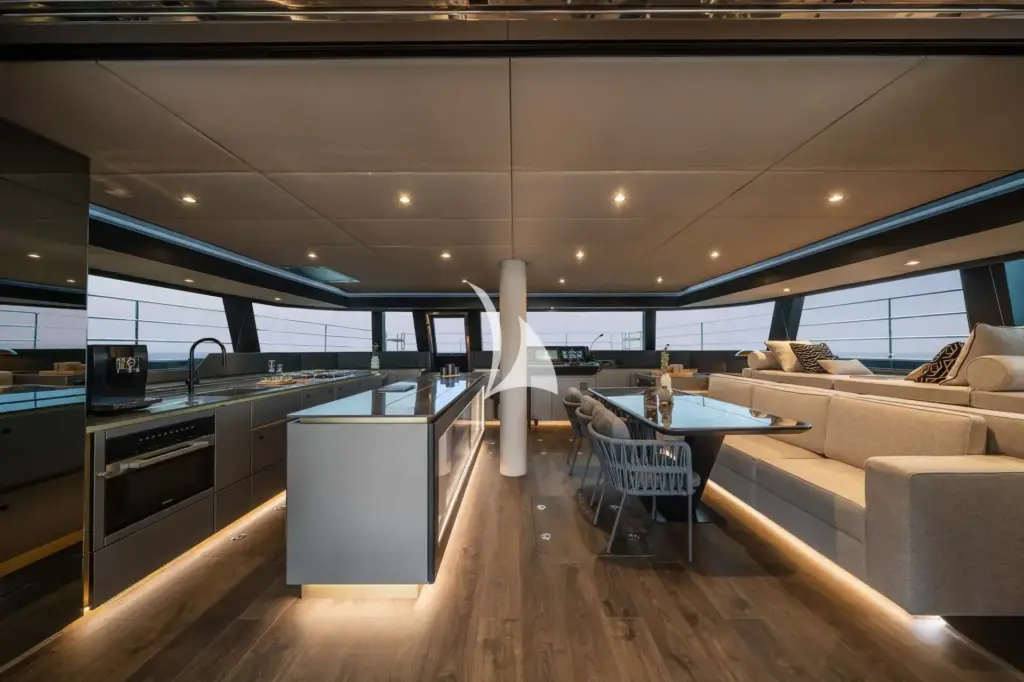 BLACK RAPTOR - Image 2