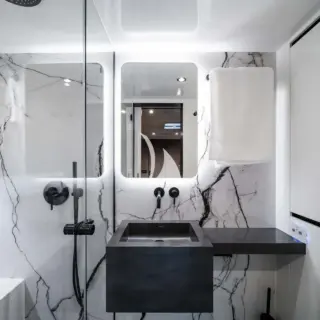 BLACK RAPTOR - Image 5