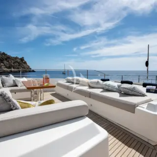 ALBERRY - Upper Deck Forward