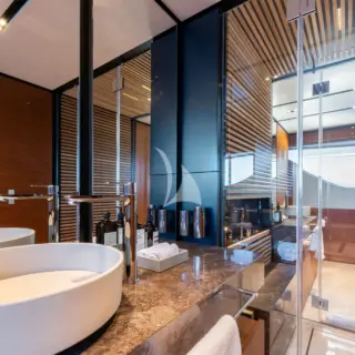 ALBERRY - Master Bathroom