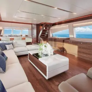 NAYA MARYN - Image 4