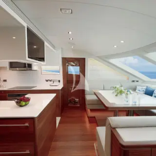 NAYA MARYN - Image 6