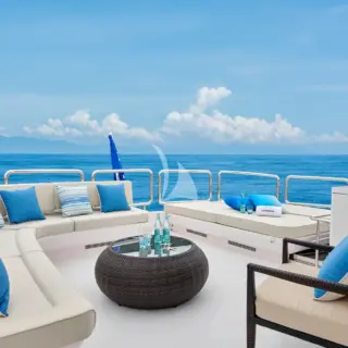 NAYA MARYN - Image 11