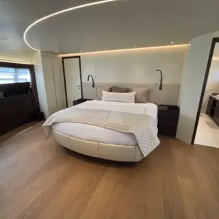 ONCE MORE - Master cabin on main deck