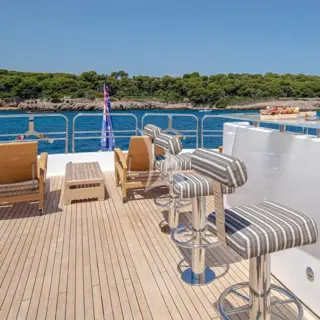 BLADE I - Sundeck Lounge area