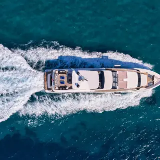 RIANA II - Image 4