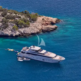 RIANA II - Image 6