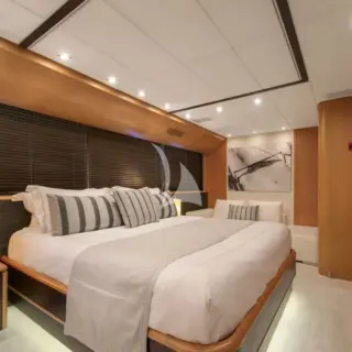D'One D - Port VIP cabin