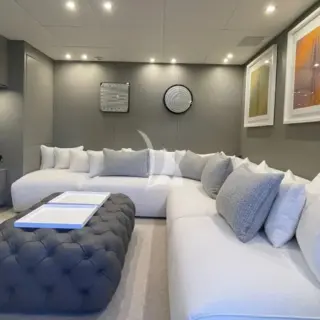 D'One D - Cinema room