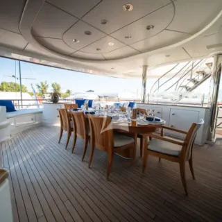 LUDZIE - TEMP Imagery | Bridge Deck Aft