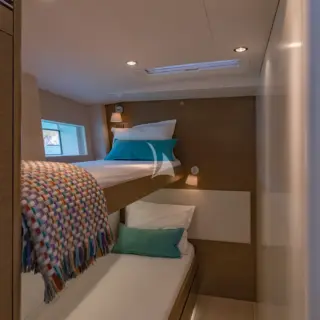 NEYINA - Bunk Guest Cabin