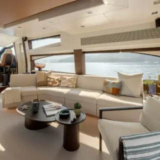 AGAPA Sunseeker - Main Salon