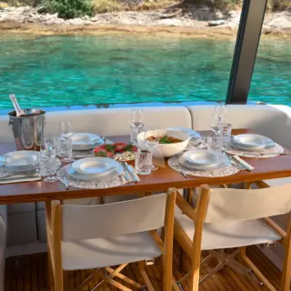 M-Y Aglaya Aft Dining table 