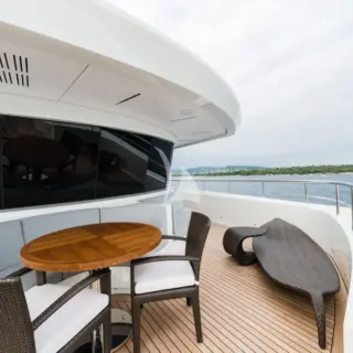 I NOVA - Main deck fore