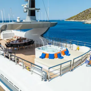 BLUE MOON - Flybridge