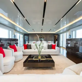 BLUE MOON - Main saloon