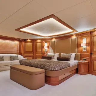 CELIA P - Owner's Suite