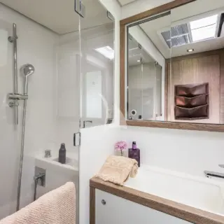 JARANA - VIP BATHROOM