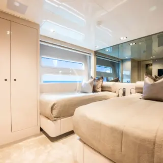 THE PALM - Lower Deck l Twin Cabin