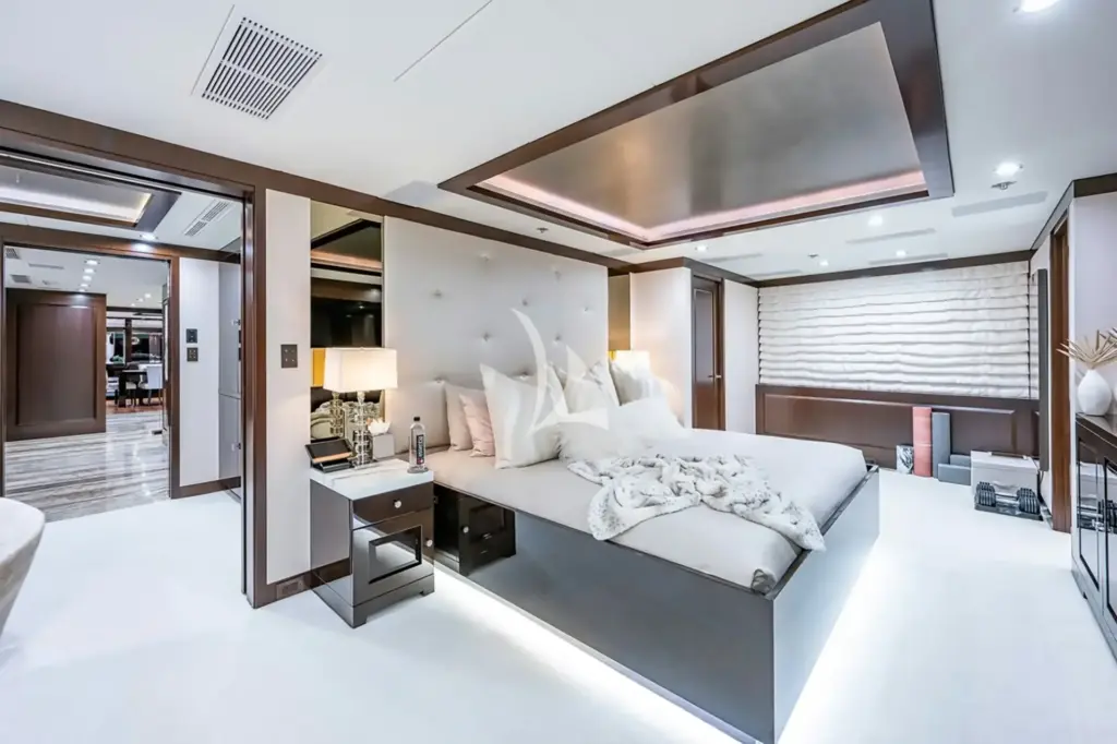 MISS MICHELLE - Master