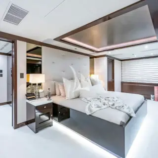 MISS MICHELLE - Master