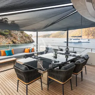 ZEEMAR - Bridge Deck Aft