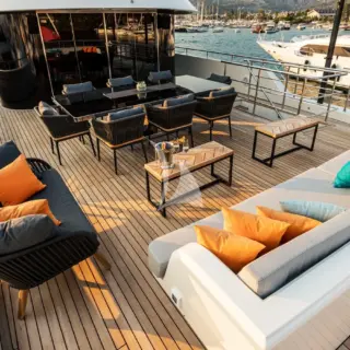 ZEEMAR - Bridge Deck Aft