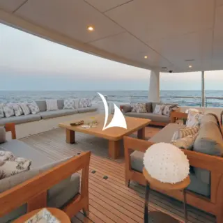 SPIRIT - Main deck aft