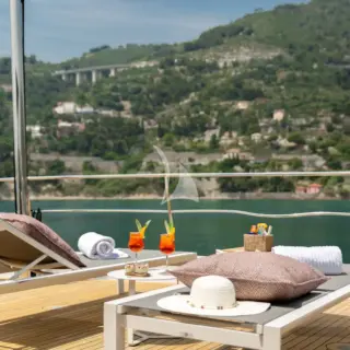 GITANES SUN DECK 2
