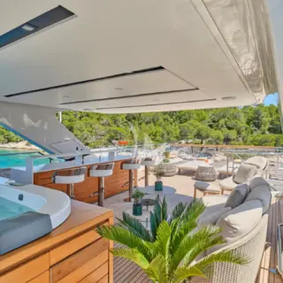 FATSA - Sundeck full view