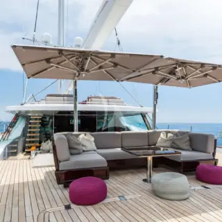 FAVOURITE CHILD - Main fore deck lounging area