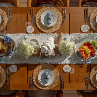 HH NOVERRA - Bridge Deck Dining Detail