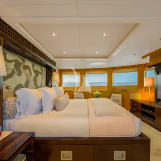 HH NOVERRA - Master to Port