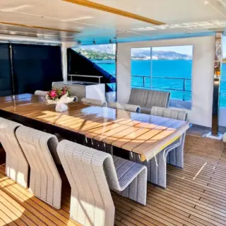 UPSTREAM - SECOND DECK 