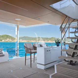 ATRAVERSIA - Aft deck bar