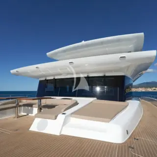 ATRAVERSIA - Fore deck