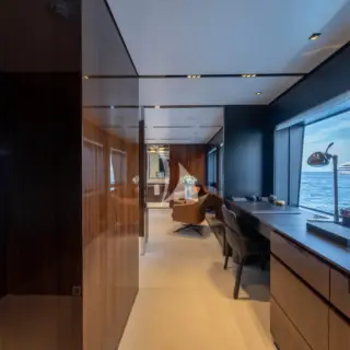 TASTY WAVES - Master Suite Hall 