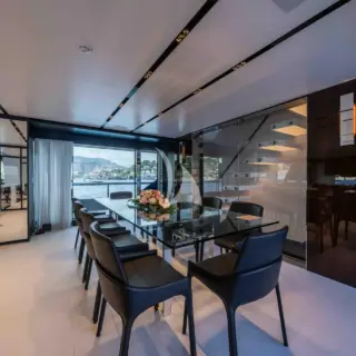 TASTY WAVES - Dining 