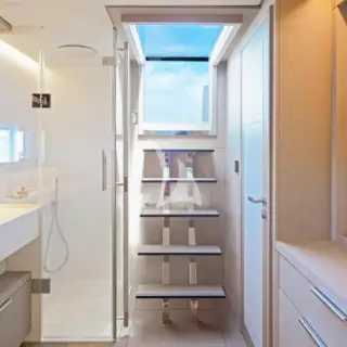 AMAREA - MASTER BATHROOM