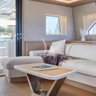 AMAREA - MAIN SALOON