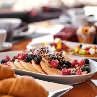 WHITE PEARL I - Breakfast details