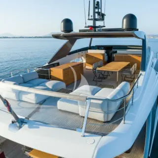 ZATARA II - Sun Deck